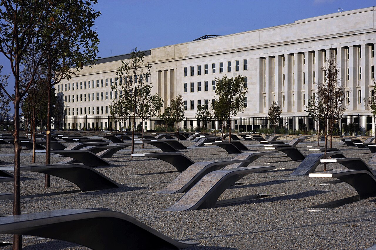 Trump, 11 Eylül'ün 25. yılında Pentagon'da törene katılacak