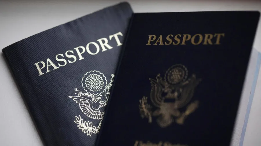 Trump'tan 250. yıla özel 'Patriot Passport': Kendi portresiyle sınırlı sayıda pasaport