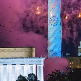 Trump'ın 4 Temmuz konuşması DC havai fişeklerini vurdu