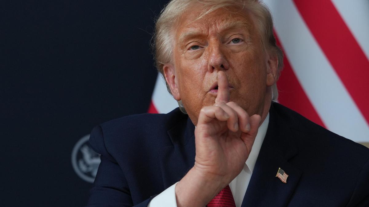 Trump, AB'nin Dijital Vergisine Yüzde 100 Gümrük Vergisiyle Karşılık Veriyor