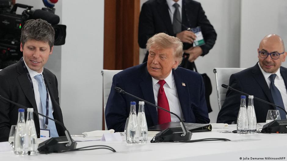 ABD Başkanı Trump'tan AB'ye tarife tehdidi: Teknoloji cezaları masada