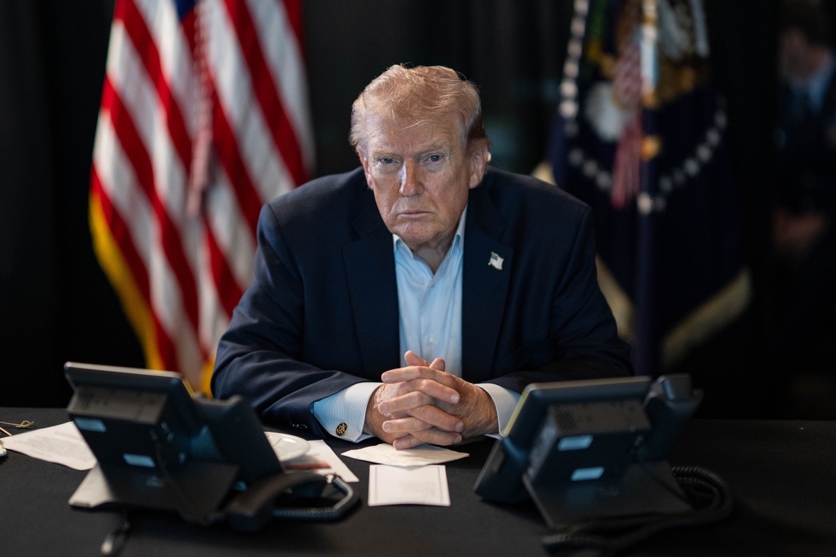 Trump: ABD Hürmüz Boğazı'nda 'neredeyse tam kontrol' sağladı
