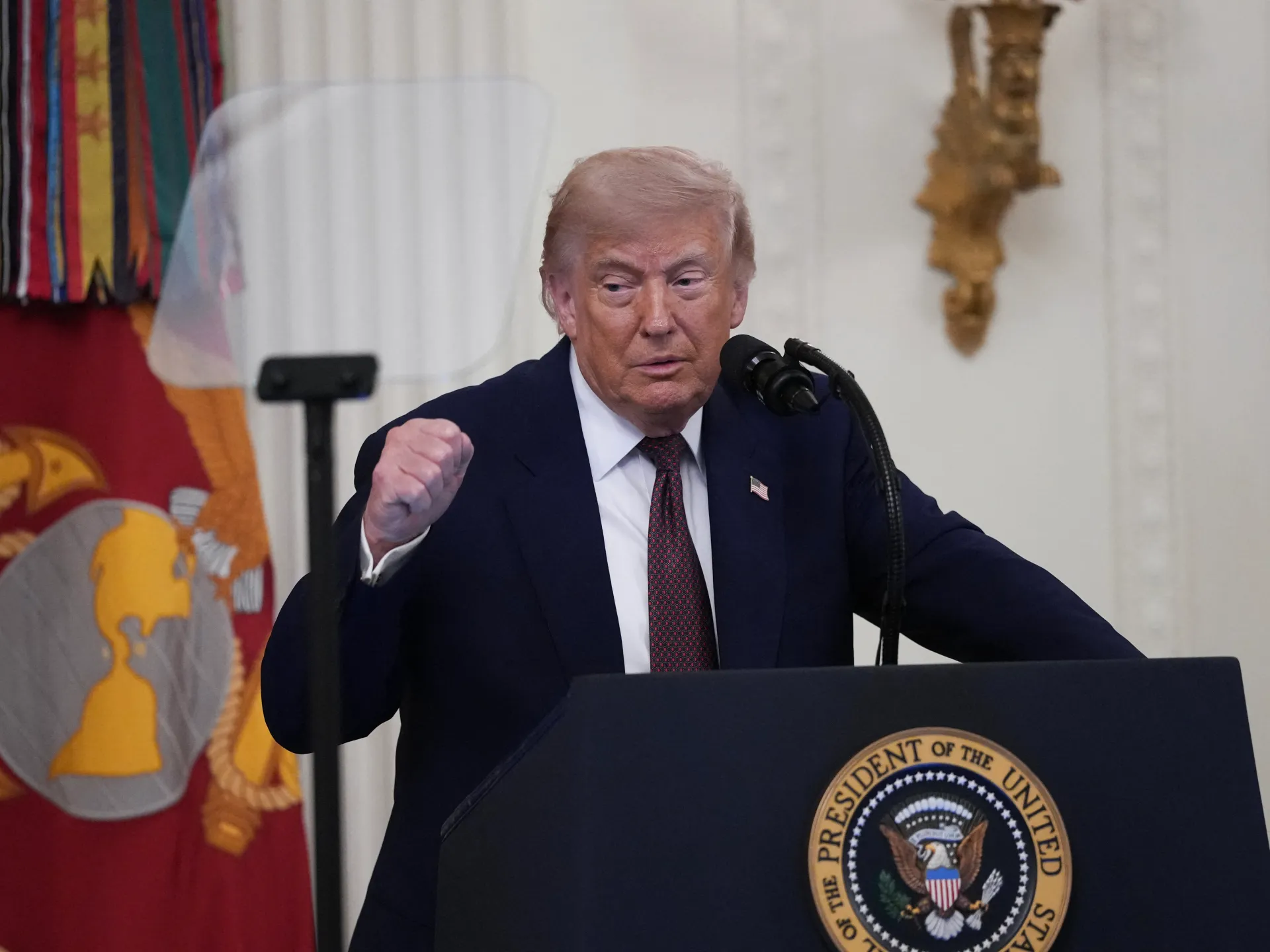 Trump: ABD-İran mutabakatı İran'ın kayıtsız şartsız teslimiyetidir