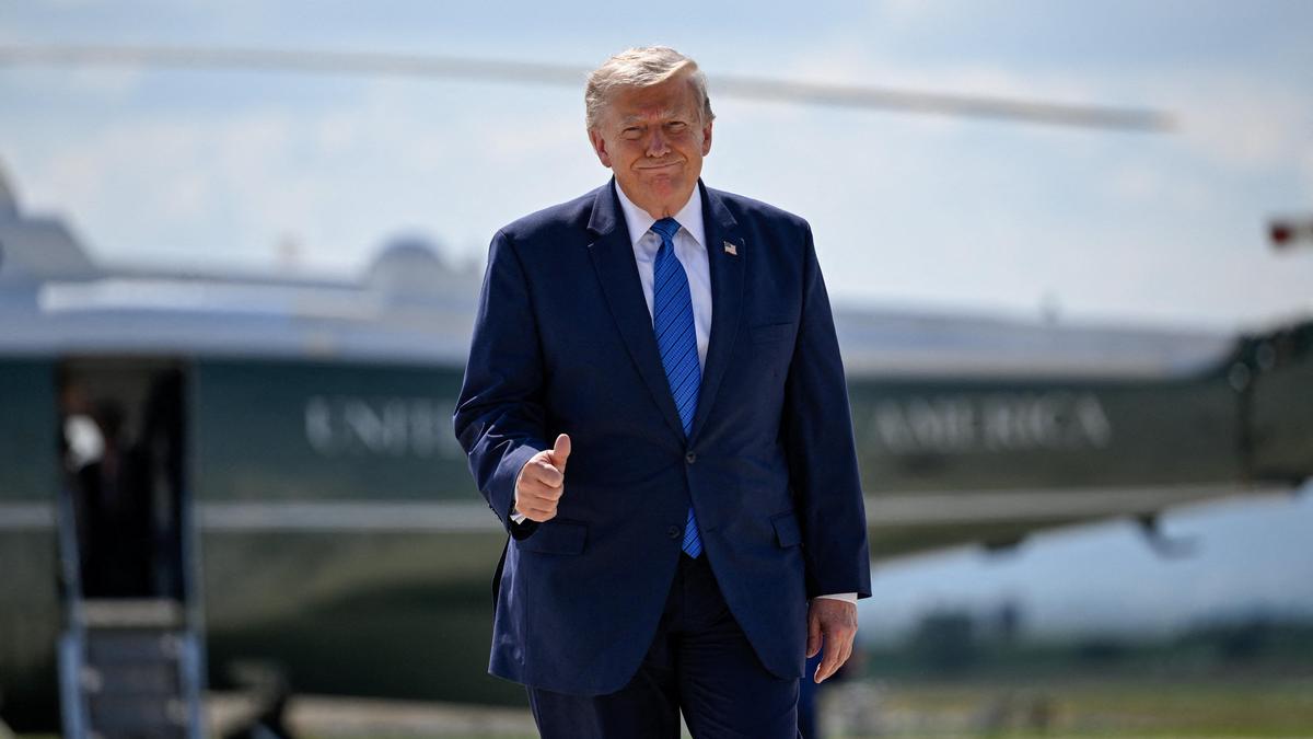 Trump: ABD ve İsrail İran'a saldırıyı erteleyecek