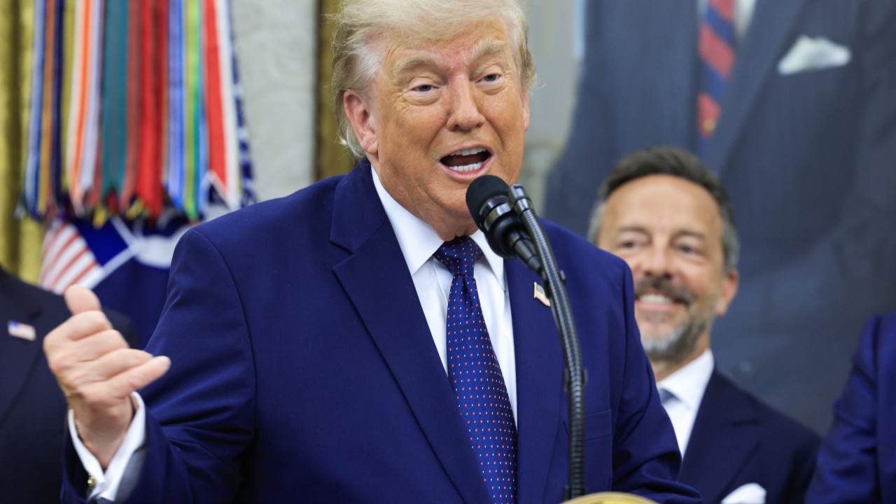Trump: ABD'li yapay zeka şirketleri 'kamu katkısı' yapacak