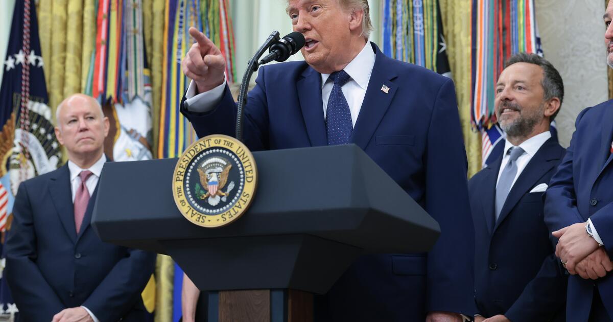 Trump, ABD'li yıldızın Dünya Kupası'ndaki cezasını 'leke' olarak nitelendirdi