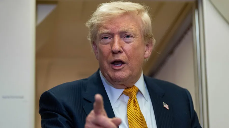 Trump affettiği kongre üyesine saldırdı: Cuellar şimdi ‘savaşıyor’