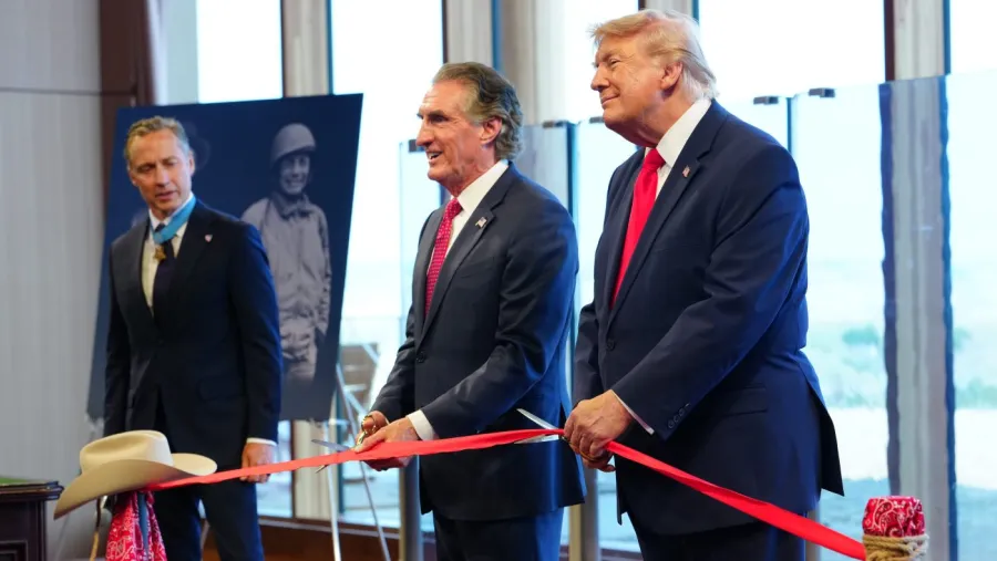 Trump, Kuzey Dakota'da AI Theodore Roosevelt ile Sohbet Etti