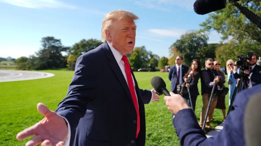 Trump, ara seçimler öncesi Florida'da destek arıyor