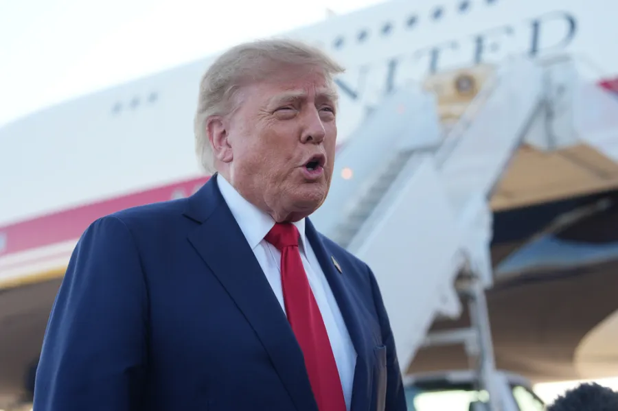 Trump'ın azli ve başkanlık yetkilerinin sınırlanması çağrısı