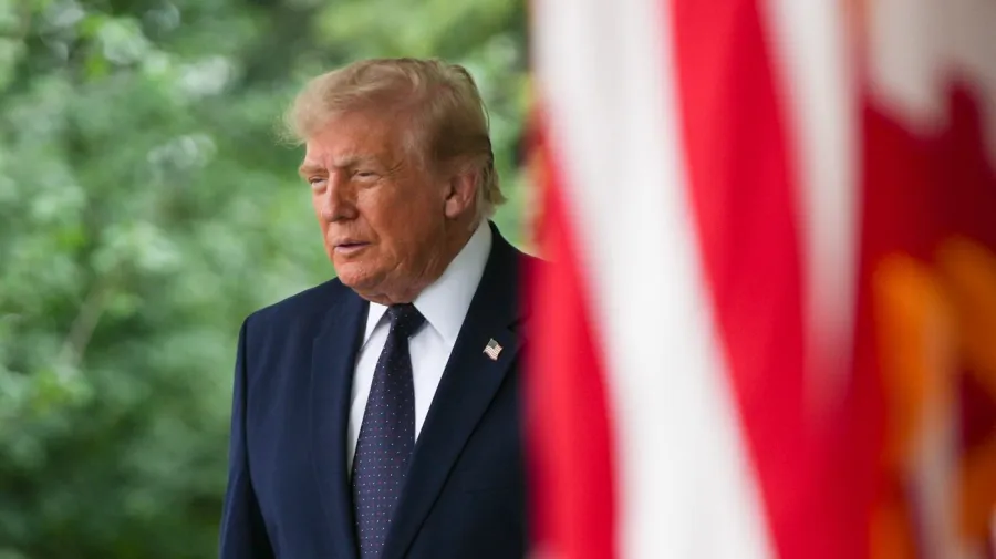 Trump, Beyaz Saray'da ilk müdahale ekiplerine öğle yemeği veriyor