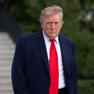 Trump: Beyaz Saray Ukrayna'daki uydu sistemini engellemedi