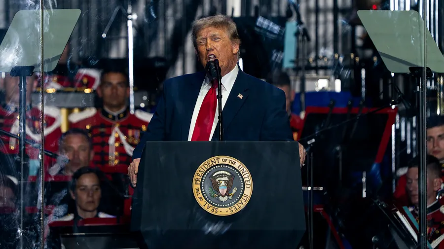 Trump 'Büyük Amerikan Panayırı'nı Açtı: Konuşmasını Senaristten Okudu