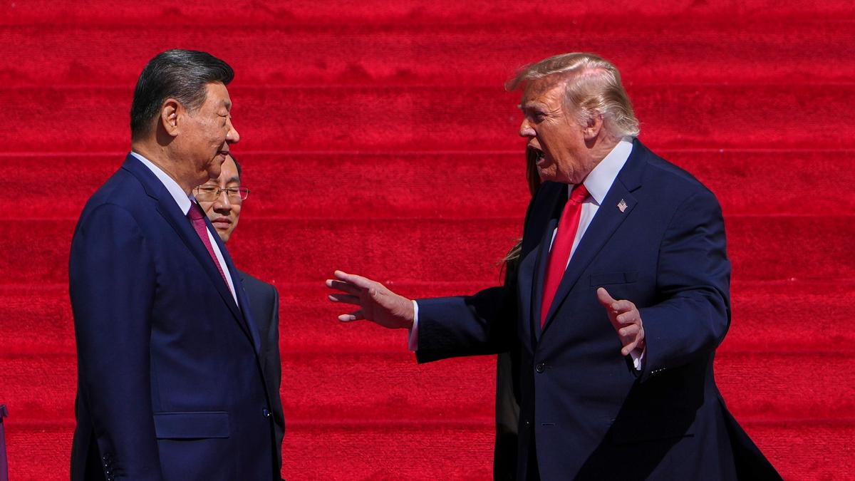 Trump'tan Çin'e Silah Satışı Teklifi: Elçi Açıkladı