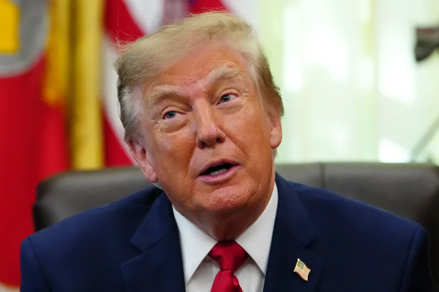 Trump: Clinton, Biden ve Obama'ya 'kötü şeyler' yapabilirdim