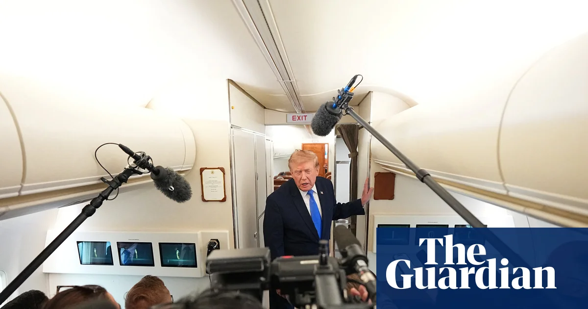 Trump, CNN ve MSNOW'un Beyaz Saray Akreditasyonunu İptal Etti