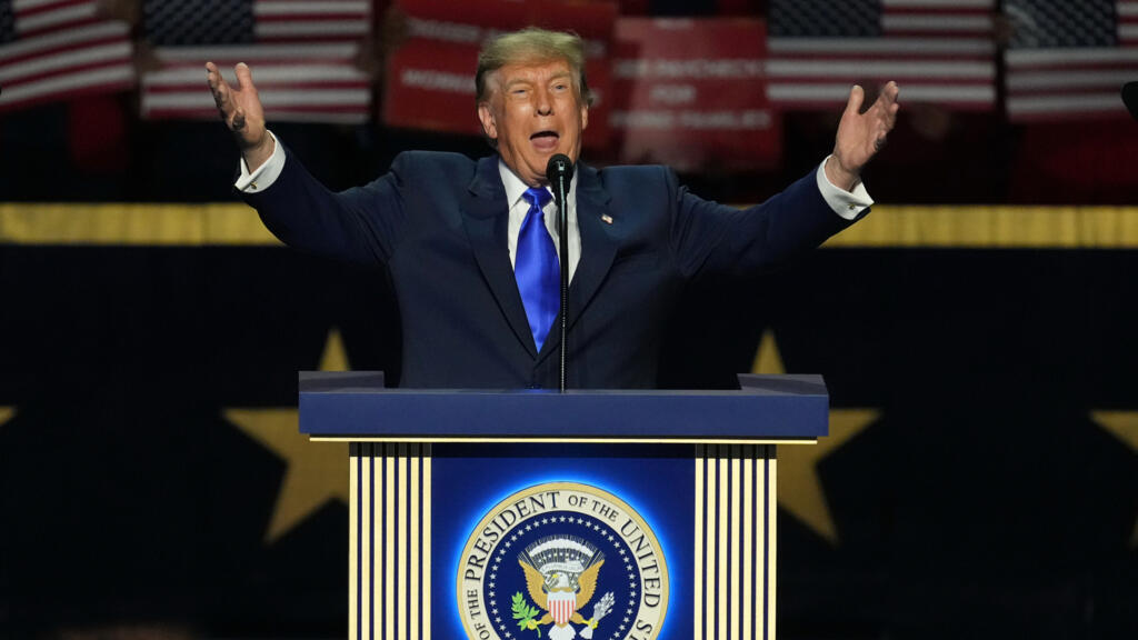 Trump: Cumhuriyetçiler kazanırsa her yetişkine 5.000 dolar