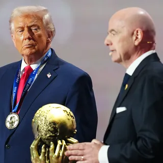 Trump ekibi FIFA'ya Balogun kırmızı kartı için inceleme talebinde bulundu