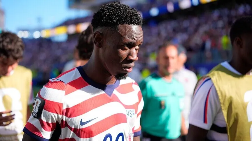 Trump, FIFA Başkanı'na ABD'li forvet Balogun'un kırmızı kartı için inceleme talebinde bulundu