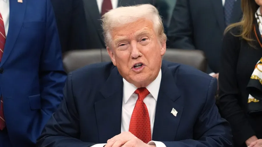 Trump Göçmenlik Yasa Tasarısını İmzalıyor: ICE ve Sınır Güvenliğine 7 Milyar Dolar