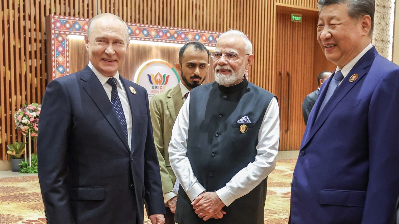 Trump Gölgesinde BRICS'ten Dolar Karşıtı Adım