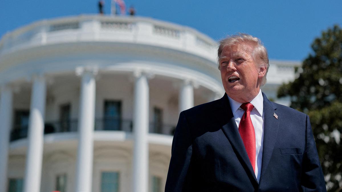 Trump: Husi'ler ABD ile savaşmayacak, Suudi müttefiklere saldırılar sürüyor