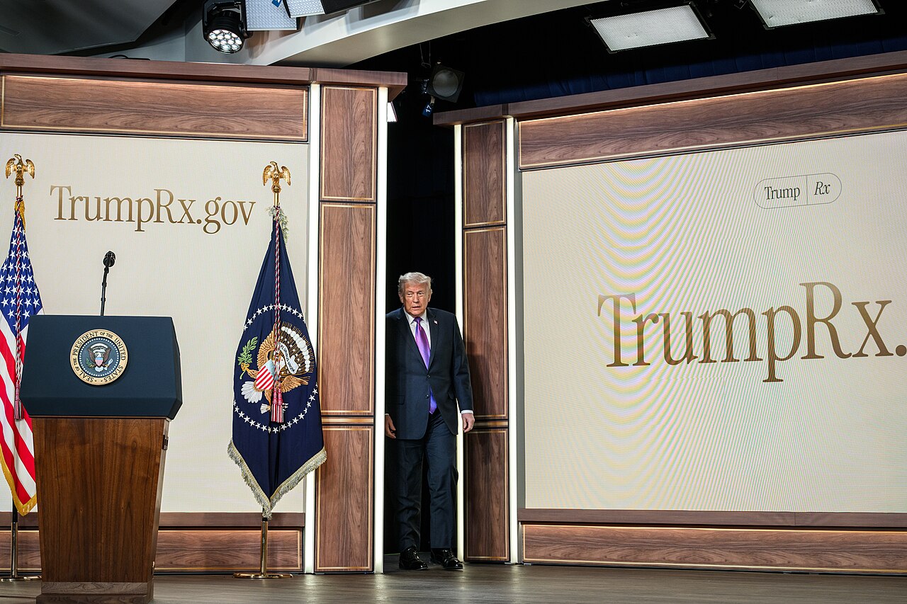 Trump İlaç Fiyatlarını Düşürme Girişimini 9 Firmayla Genişletti