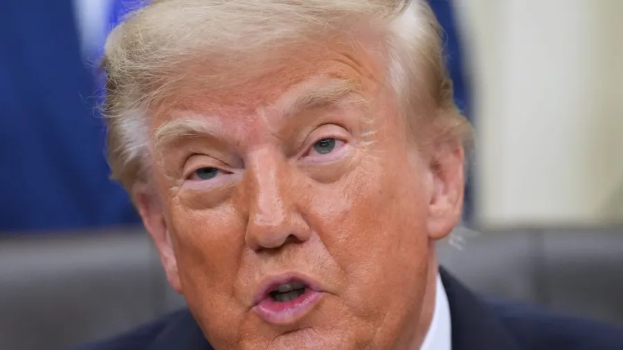 Trump, Iowa'da 15 Milyar Dolarlık Çelik Fabrikası Açıklayacak