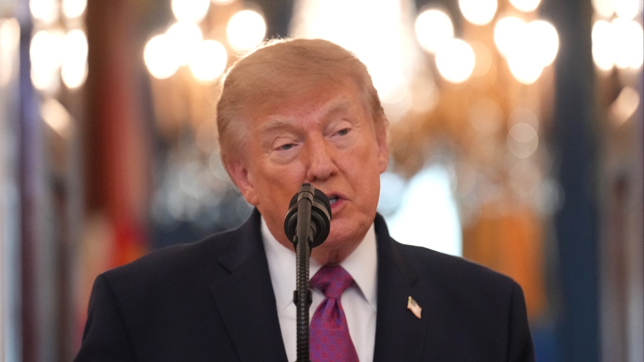 Trump Iowa'da ABD'nin en büyük çelik fabrikasını duyurdu