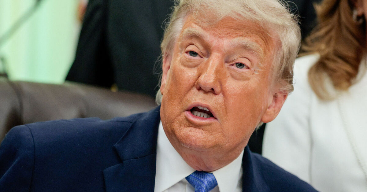 Trump: İran'a bu gece çok sert vuracağız