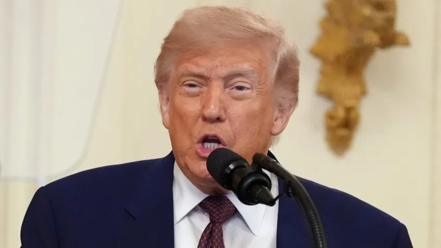 Trump, İran'la anlaşma için 'koşulsuz teslimiyet' ısrarında