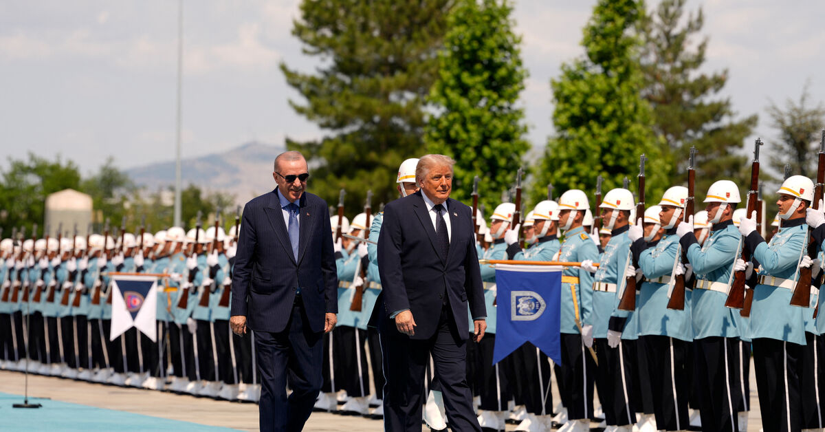 Trump: İran'la anlaşma bitti, İspanya'ya ticari yaptırım uygulayacağız
