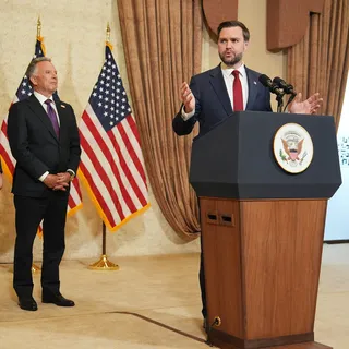 Trump-İran Anlaşması'nda Çözümsüz 8 Soru