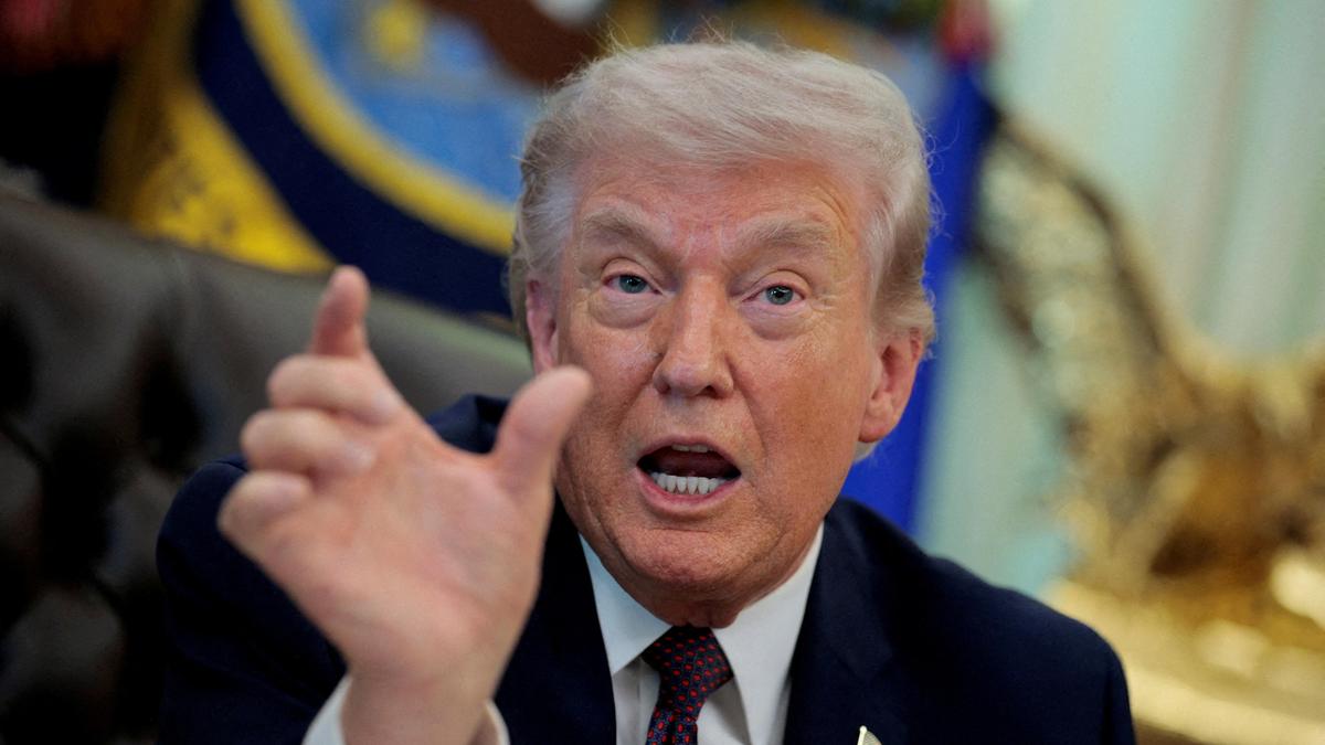 Trump'ın İran Anlaşması Cumhuriyetçi Şahinleri Kızdırdı