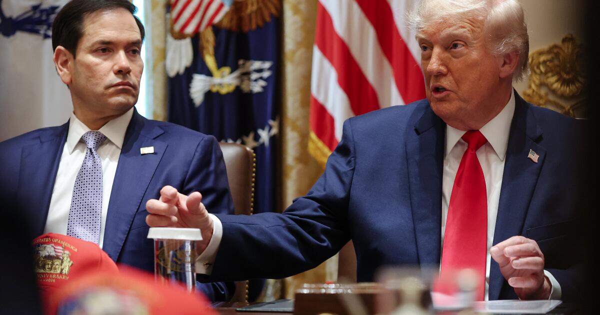 Trump İran anlaşması için iyimser ama henüz onay vermedi