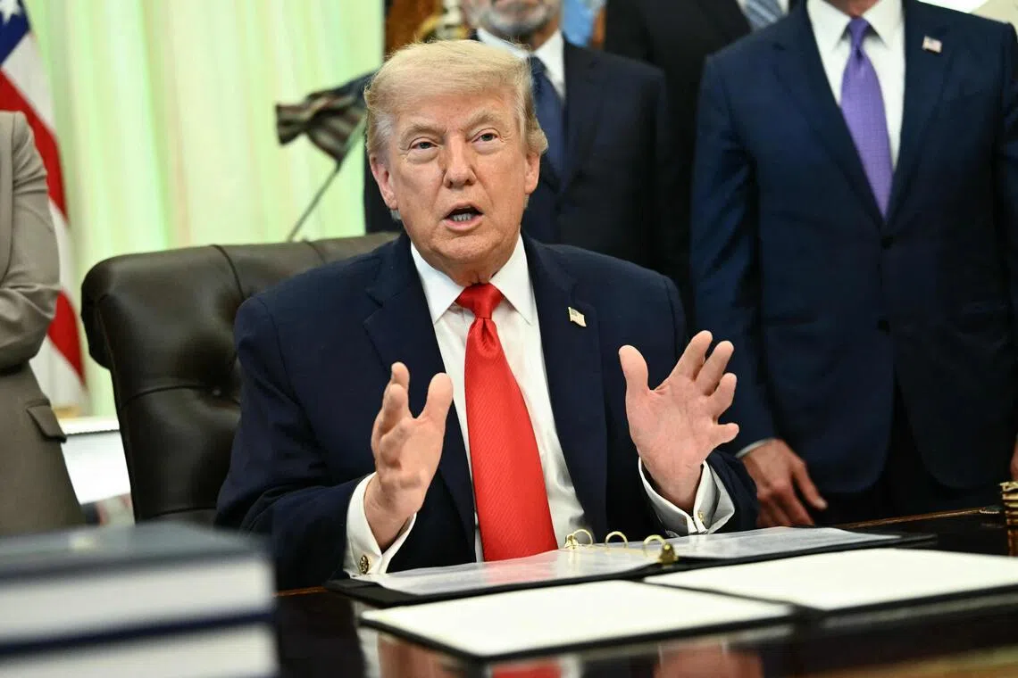 Trump'ın İran Anlaşması Kurye Engeline Takıldı