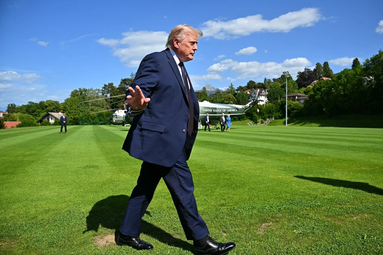Trump'ın İran Anlaşması'na Şahinlerden Sert Tepki