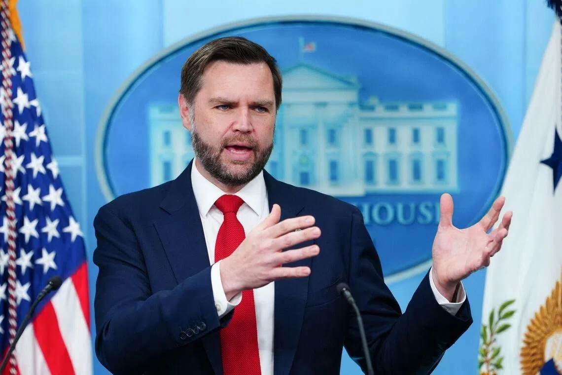 Trump'ın İran'dan Çıkış Stratejisi: 'Hayalperest Çerçeve' Kimseyi Memnun Etmedi