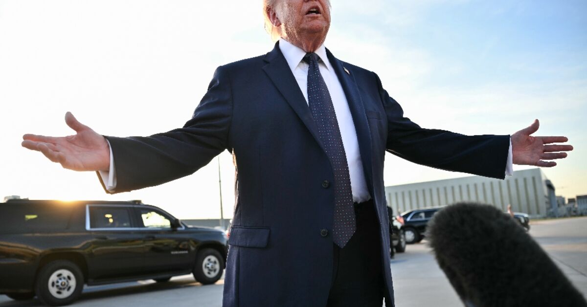 Trump ve İran Cumhurbaşkanı Ortadoğu Savaşını Bitirme Anlaşması İmzaladı