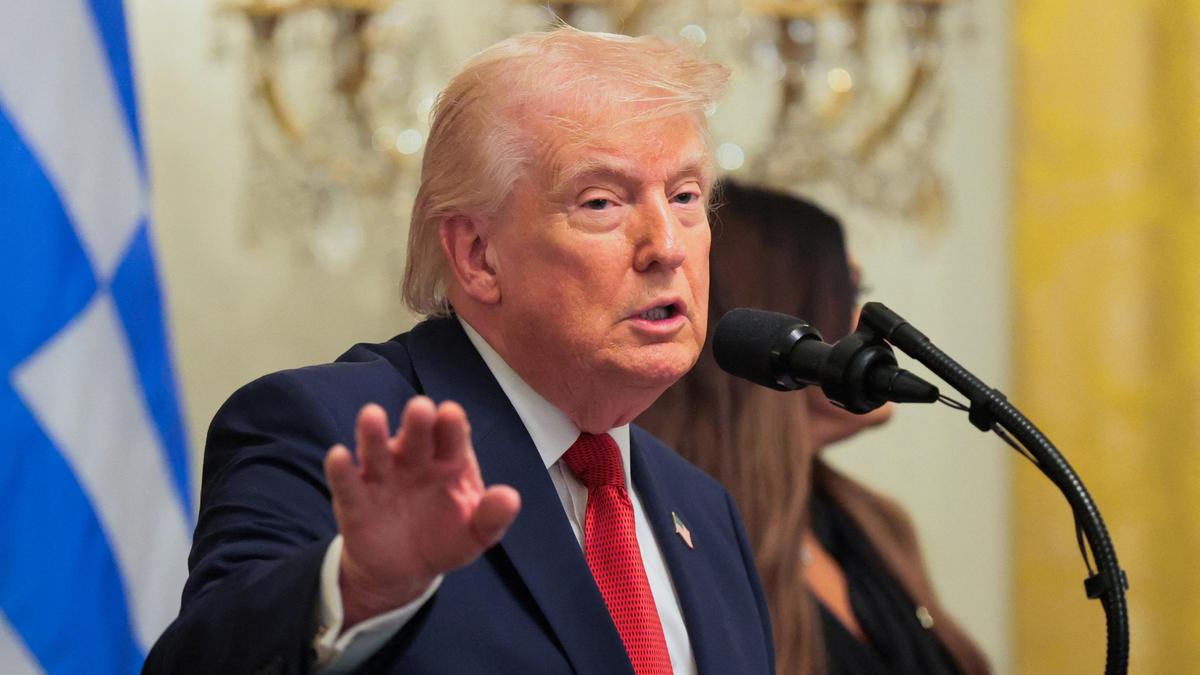 Trump'tan İran'a Füze Tehdidi: Anlaşma Yoksa Vururuz
