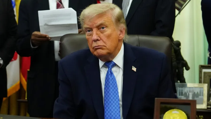 Trump İran'la Görüşmeye Hazır Olduğunu Söyledi; Yüksek Mahkeme Kritik Kararlarını Açıklayacak