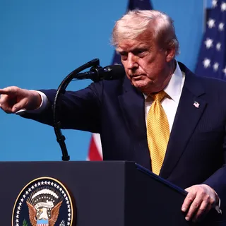 Trump: İran görüşmeleri sürecek ama ateşkes BİTTİ