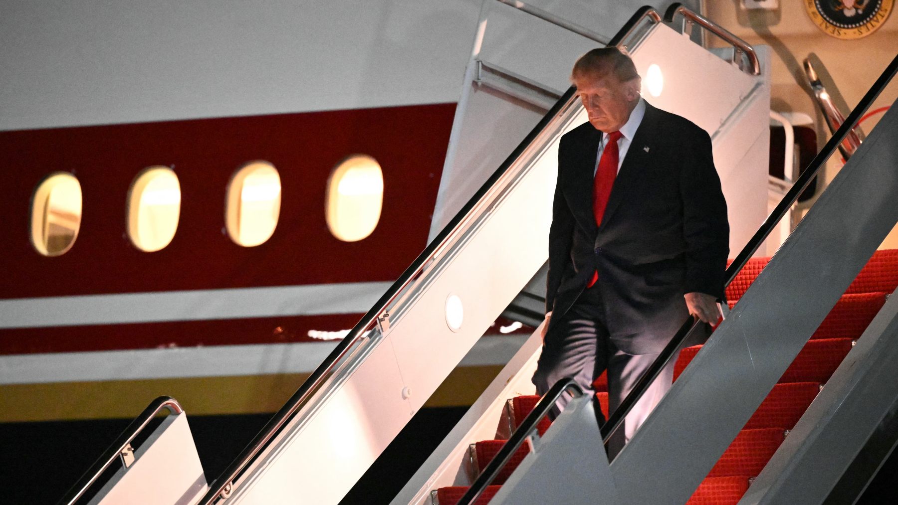 Trump: İran 'kötü şekilde başarısız oluyor', Yemen çatışması genişliyor