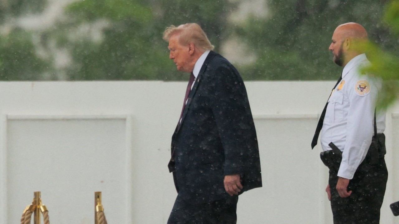 Trump İran'la Nükleer Anlaşmayı Savundu, Tahran Müfettişlik Koşullarını Reddetti