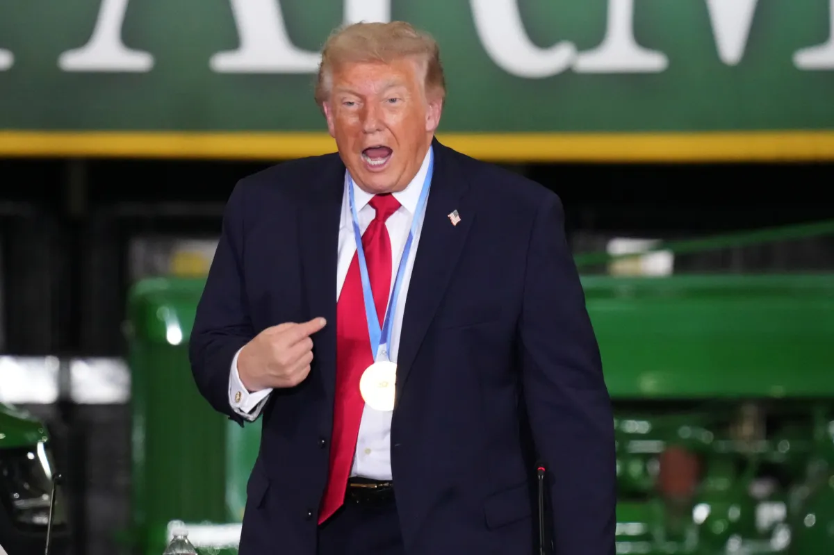 Trump'tan İran'a Nükleer Tehdit: Anlaşma Olmazsa Vururuz