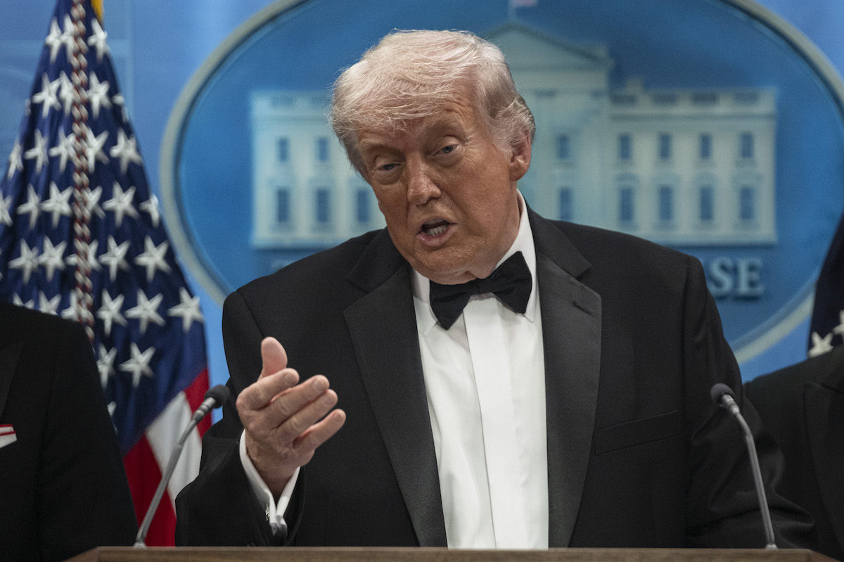 Trump: İran'ın Parası Üzerinde Tam Kontrole Sahibiz