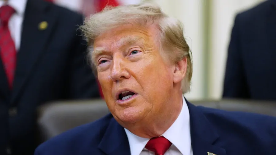 Trump: İran'ın Pickaxe Dağı nükleer tesisi 'vurulacak
