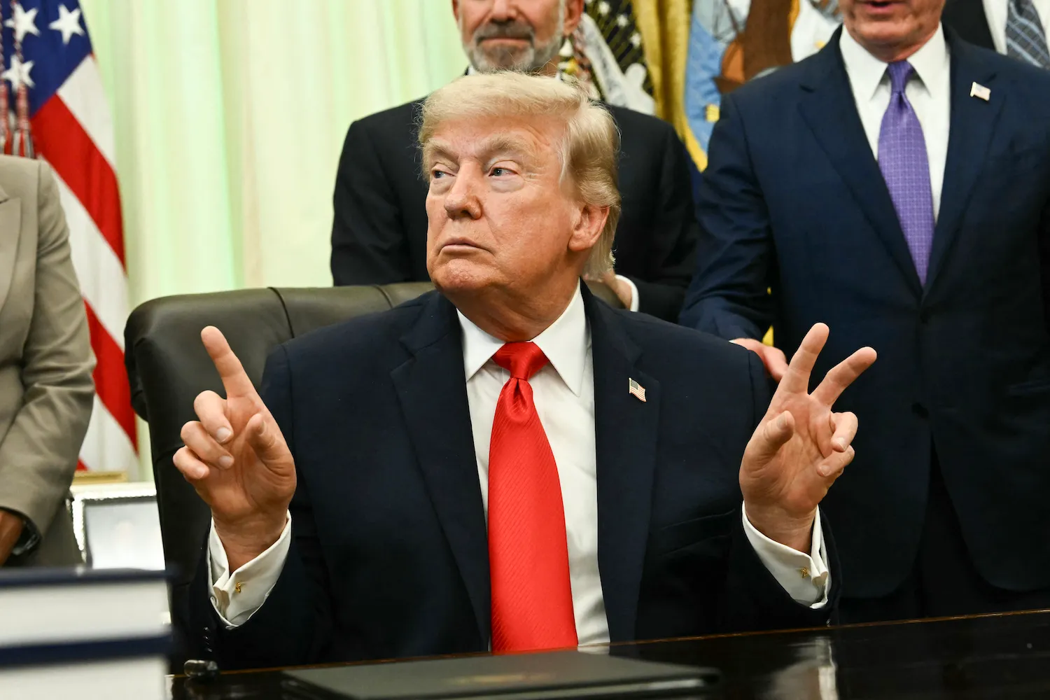 Trump İran'a Saldırı İçin Geri Adım Attı: Anlaşma Sinyali