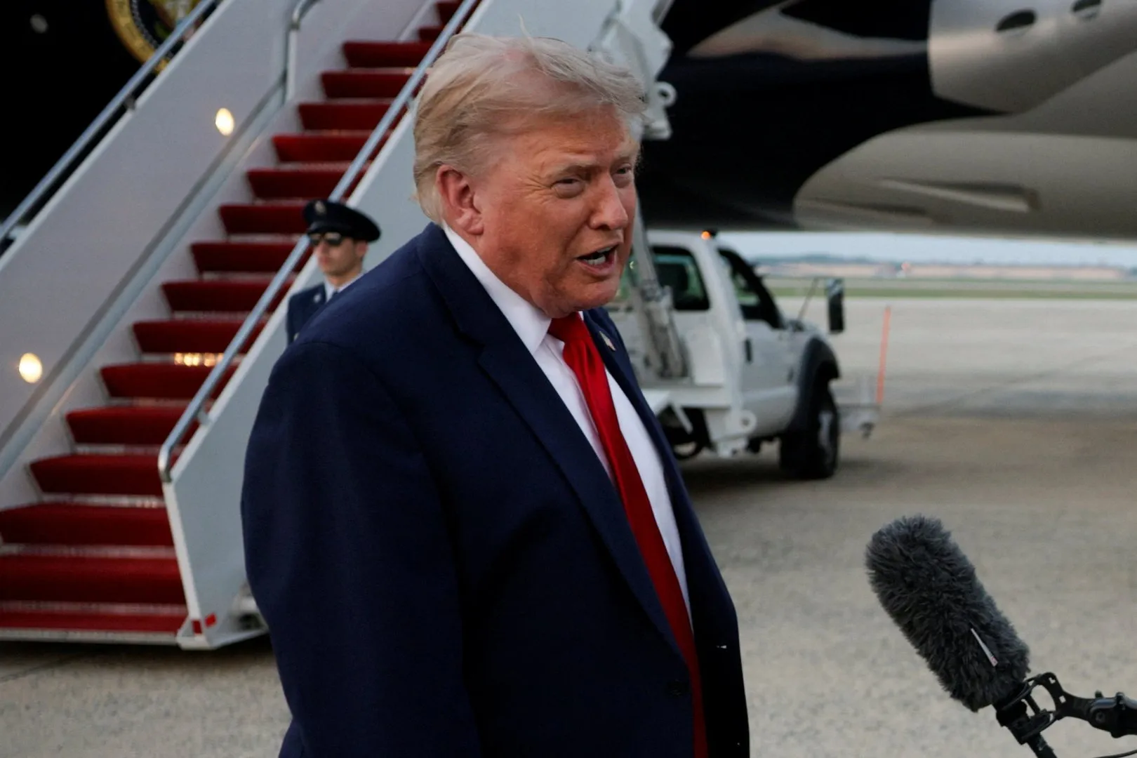 Trump: İran’a son saldırılar ölen ABD askerlerinin ‘onuru için’