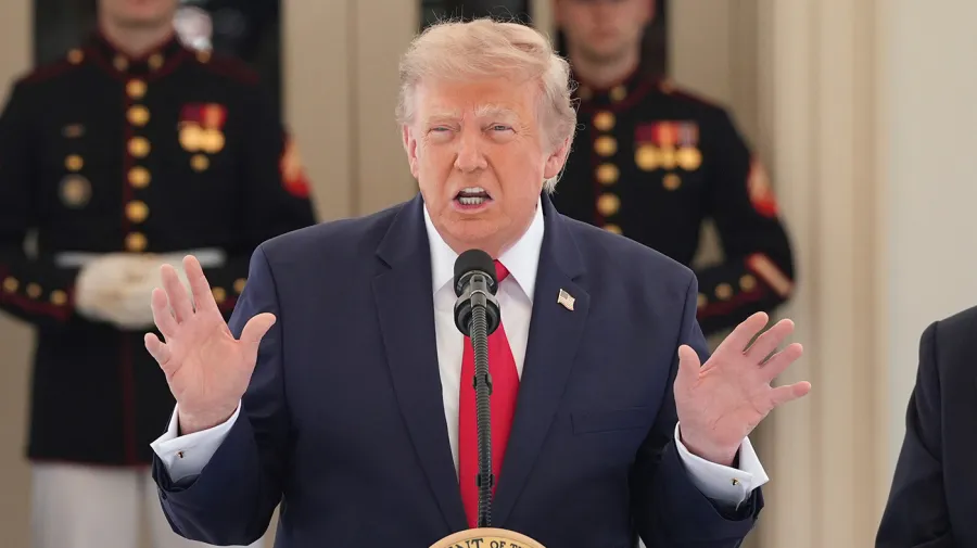 Trump İran savaşını yeniden başlattı: Hürmüz Boğazı abluka altında